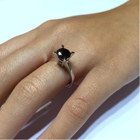 Tektaş Pırlanta Yüzük 1.19 Karat Siyah