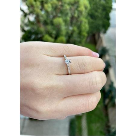 Baget Tektaş Pırlanta Yüzük H Renk 0.27 Karat