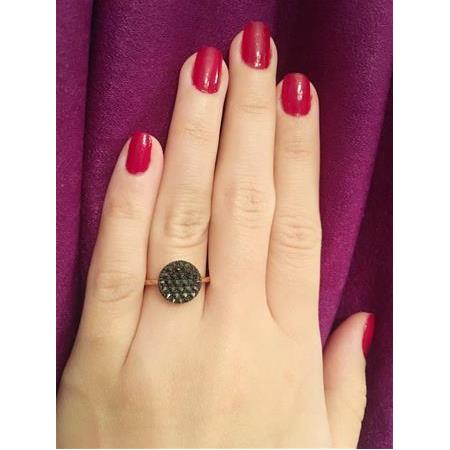 Pırlanta Yüzük Siyah Toplam 0.67 Karat