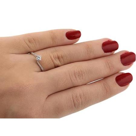 Tektaş Pırlanta Yüzük H renk Toplam 0.19 Karat