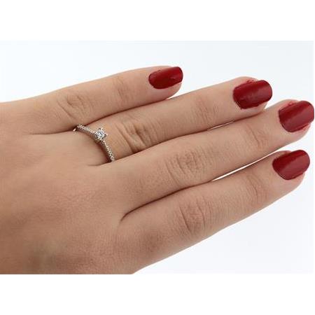 Tektaş Pırlanta Yüzük H renk Toplam 0.14 Karat