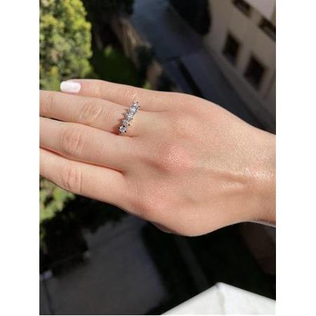 G Renk 0.30 Karat Pırlanta 5 Taş Yüzük