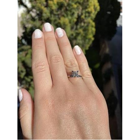 Tektaş Pırlanta Yüzük L Renk 0.83 Karat